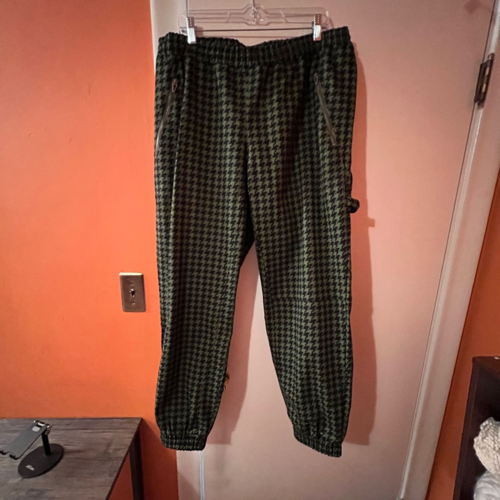 Seller photo, Poshmark